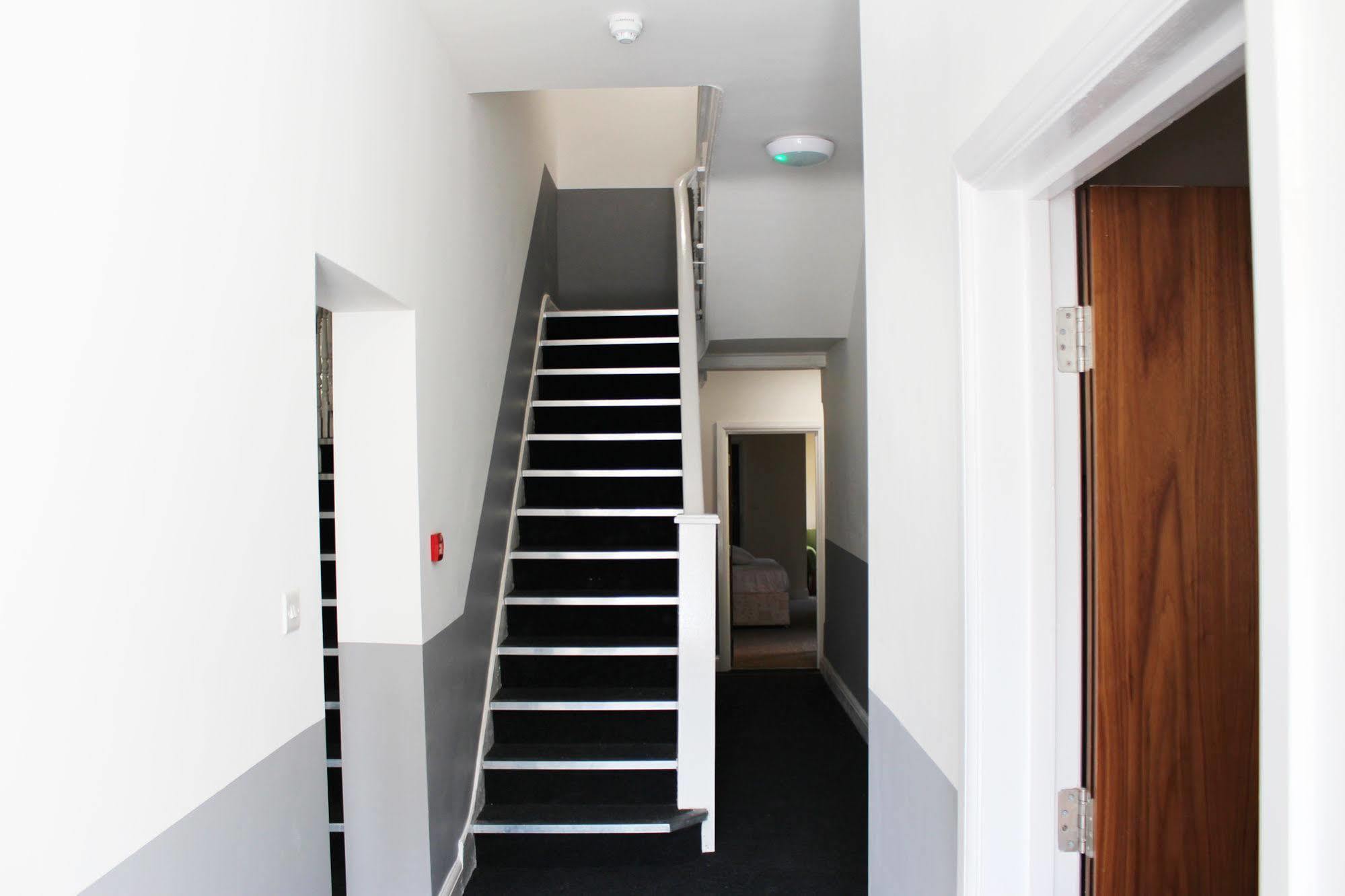 Flexistay Addiscombe Aparthotel Croydon Exterior foto
